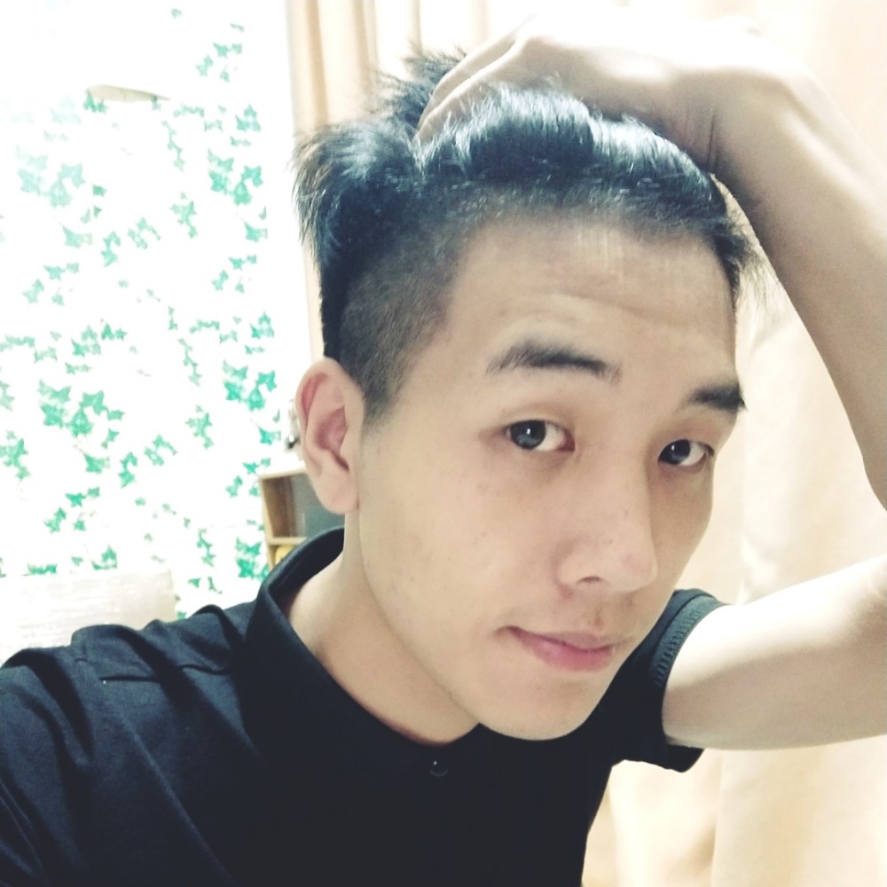 俞十七的照片