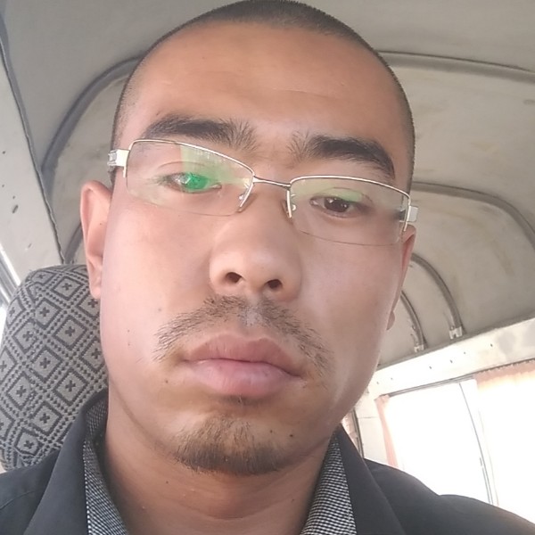 蔡海龙的照片