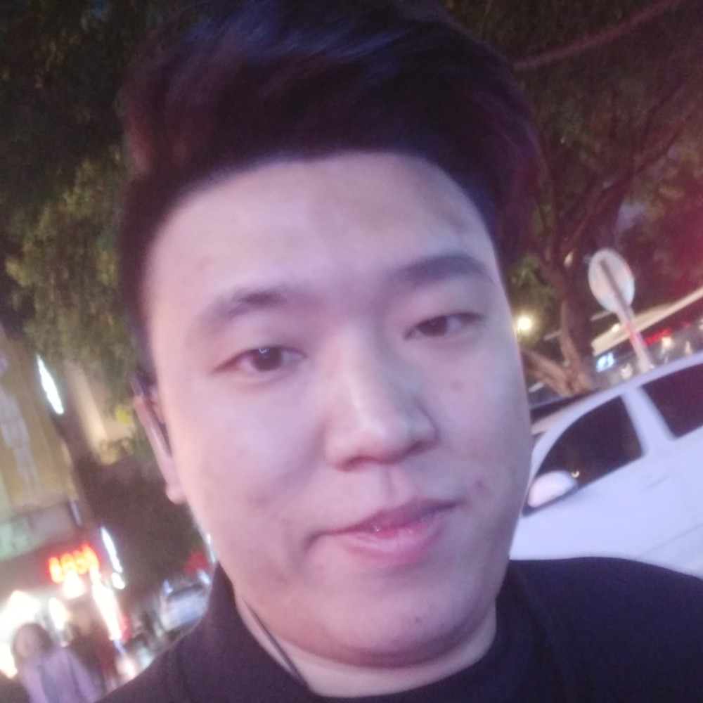 伊小凡的照片