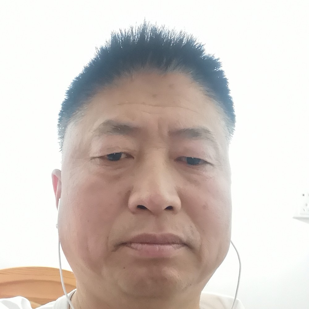 二龙湖华哥的照片