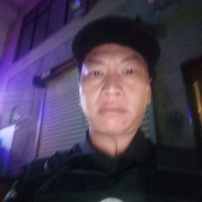 吕珍友的照片