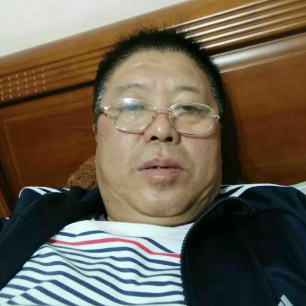 爱情纯真的照片