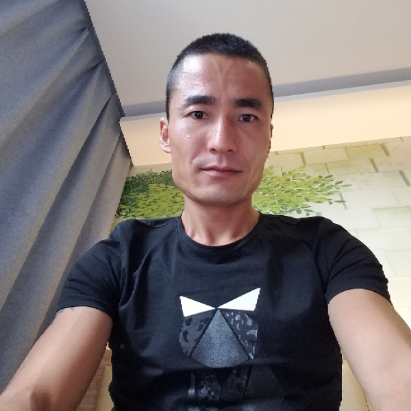不解的服饰的照片