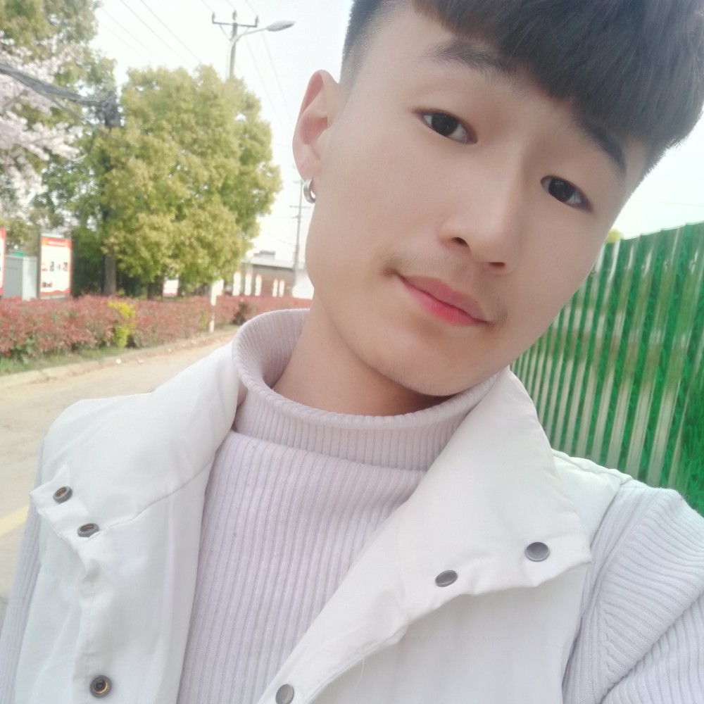 龙龙♡的照片
