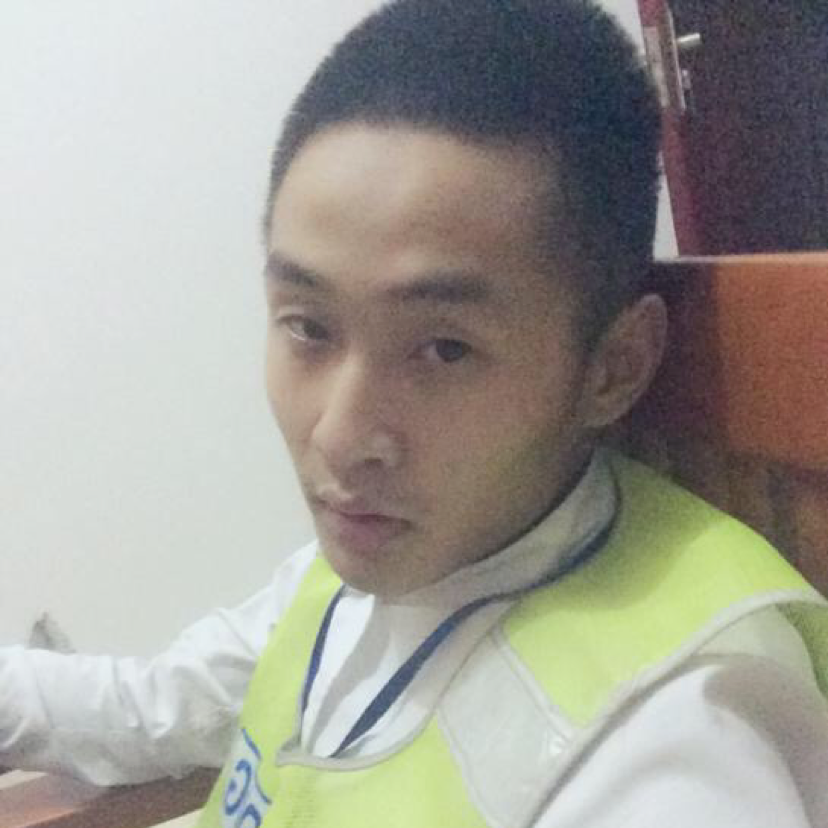南宫吟、的照片