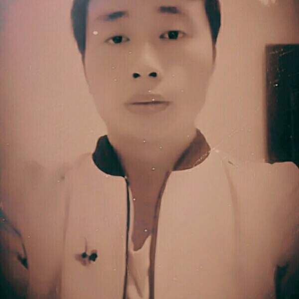 衬衫激昂的照片