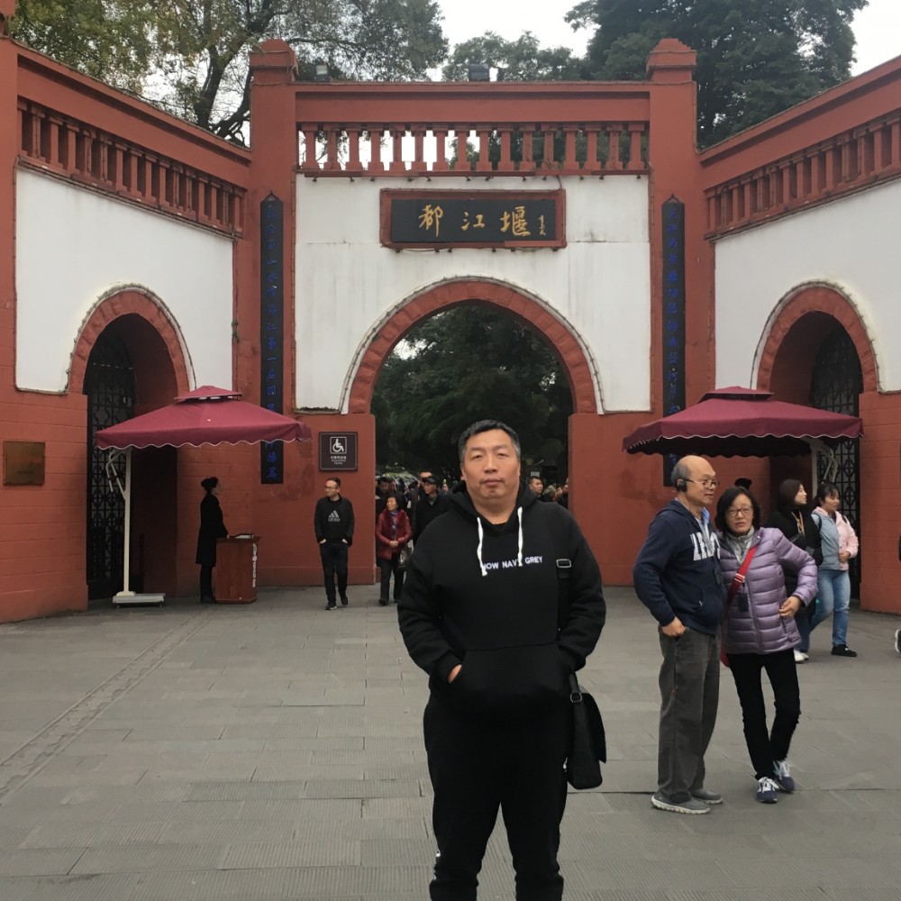 女王给孤單的照片
