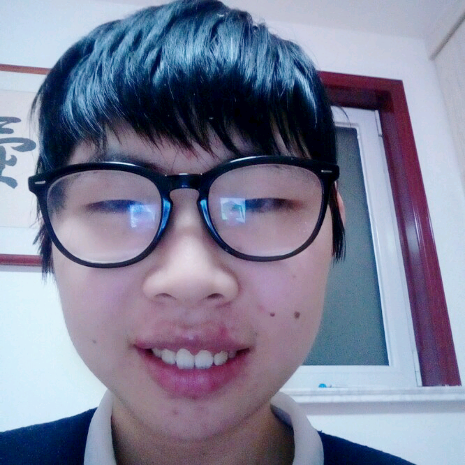 苹果蜻蜓的照片