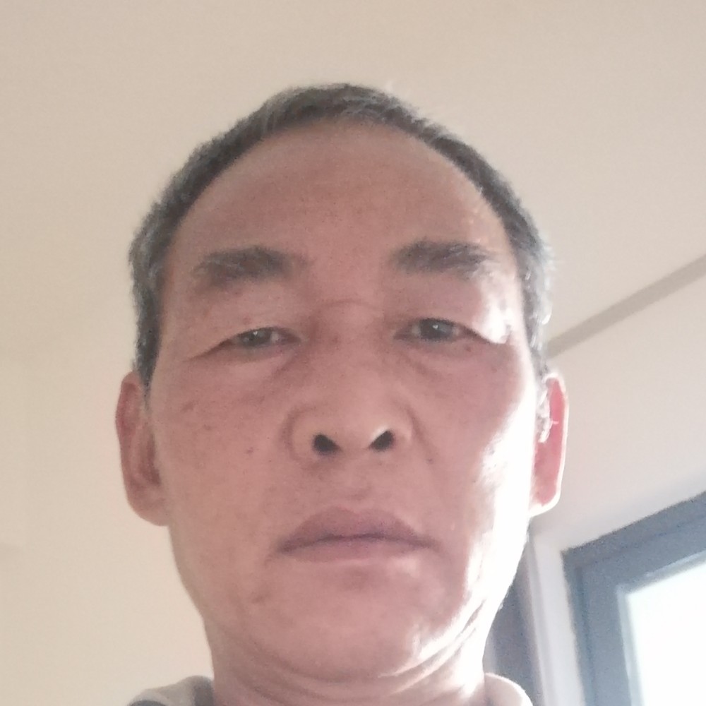 欣慰的绿茶的照片