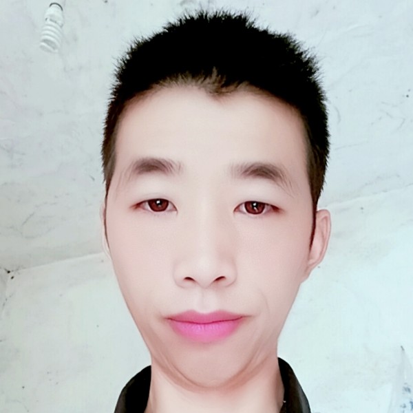 邓龙海的照片