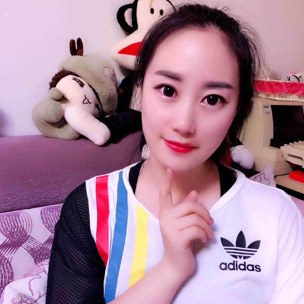 欢呼邂逅戒指的照片