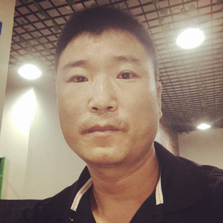 精明放弃花生的照片