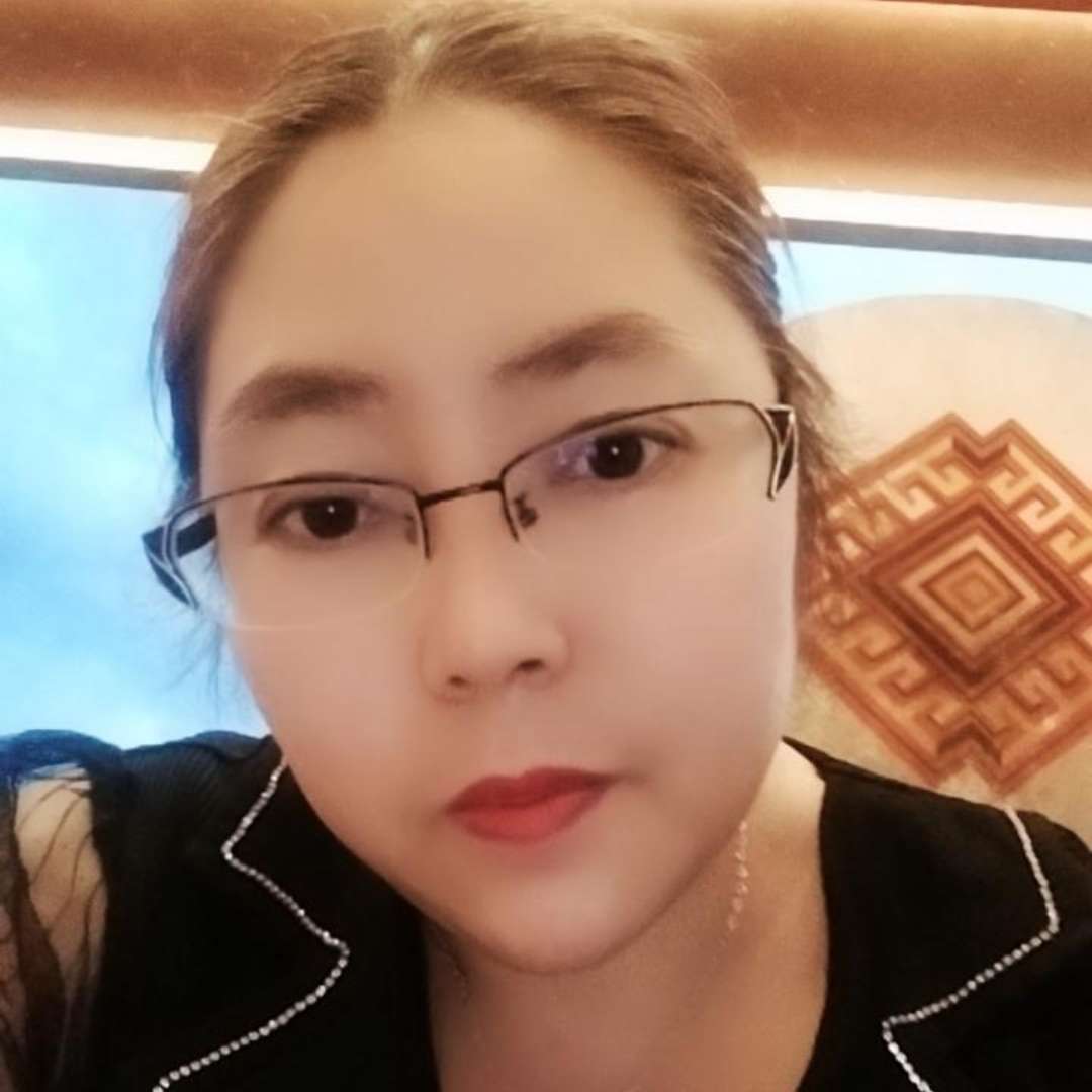 紧张的星月的照片