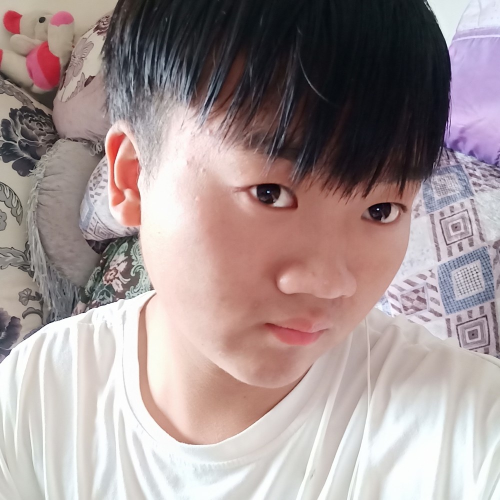张越峻的照片