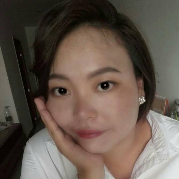 虞塔莎的照片