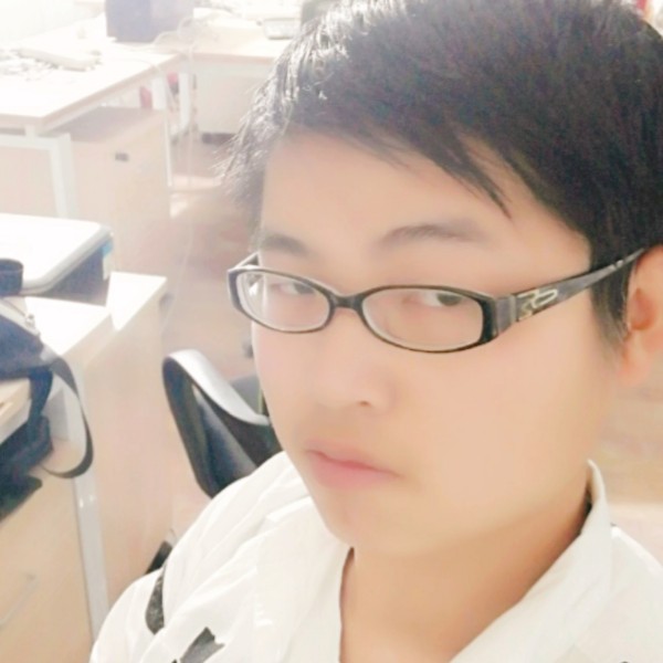 逆梦奕风的照片