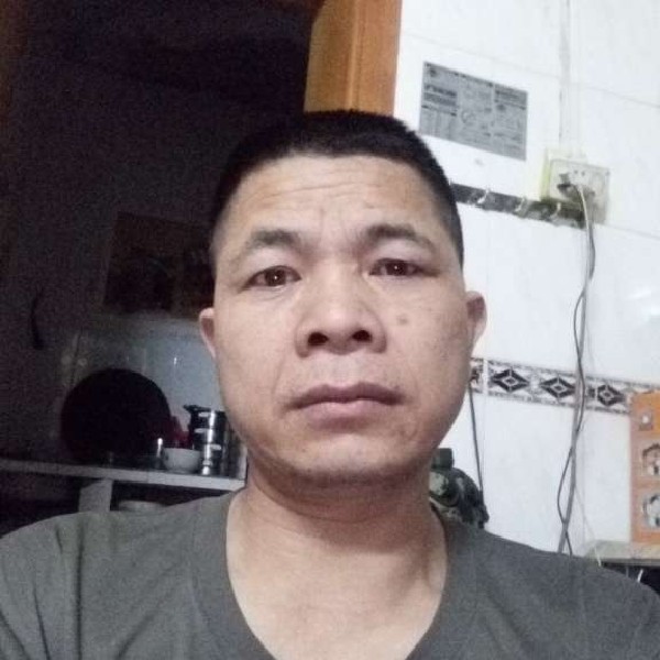 高兴等于万宝路的照片