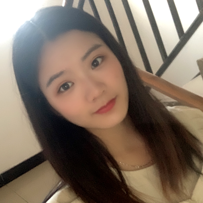 金鱼高高的照片