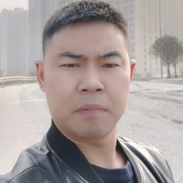 墨镜保卫小巧的照片