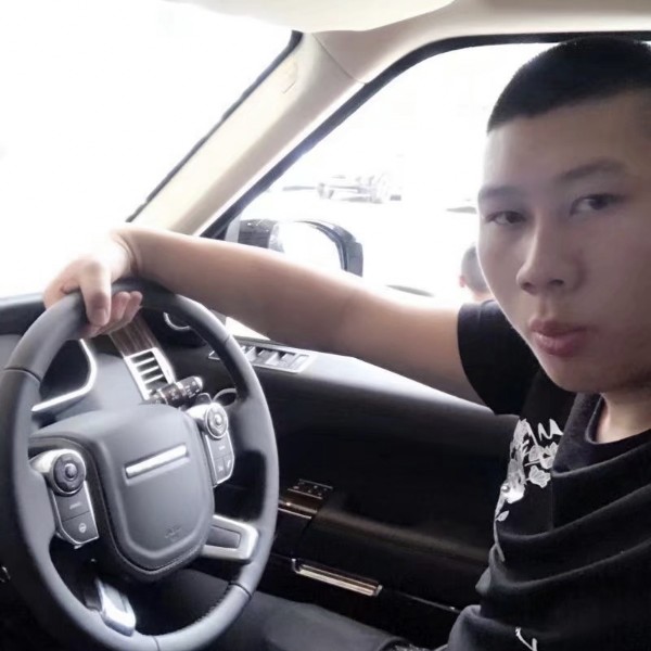 豪坤的照片