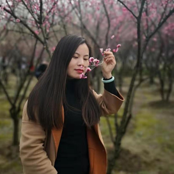 有范女人的照片