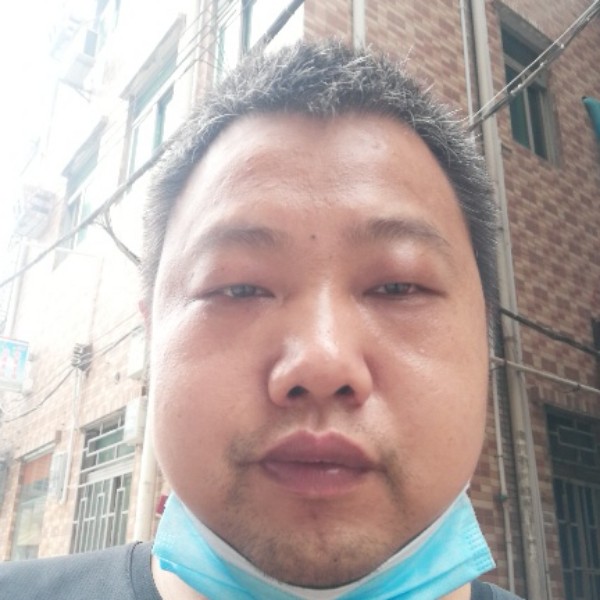 悉帅哥的照片