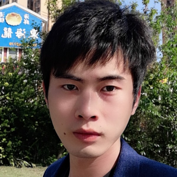 一鹿相随的照片