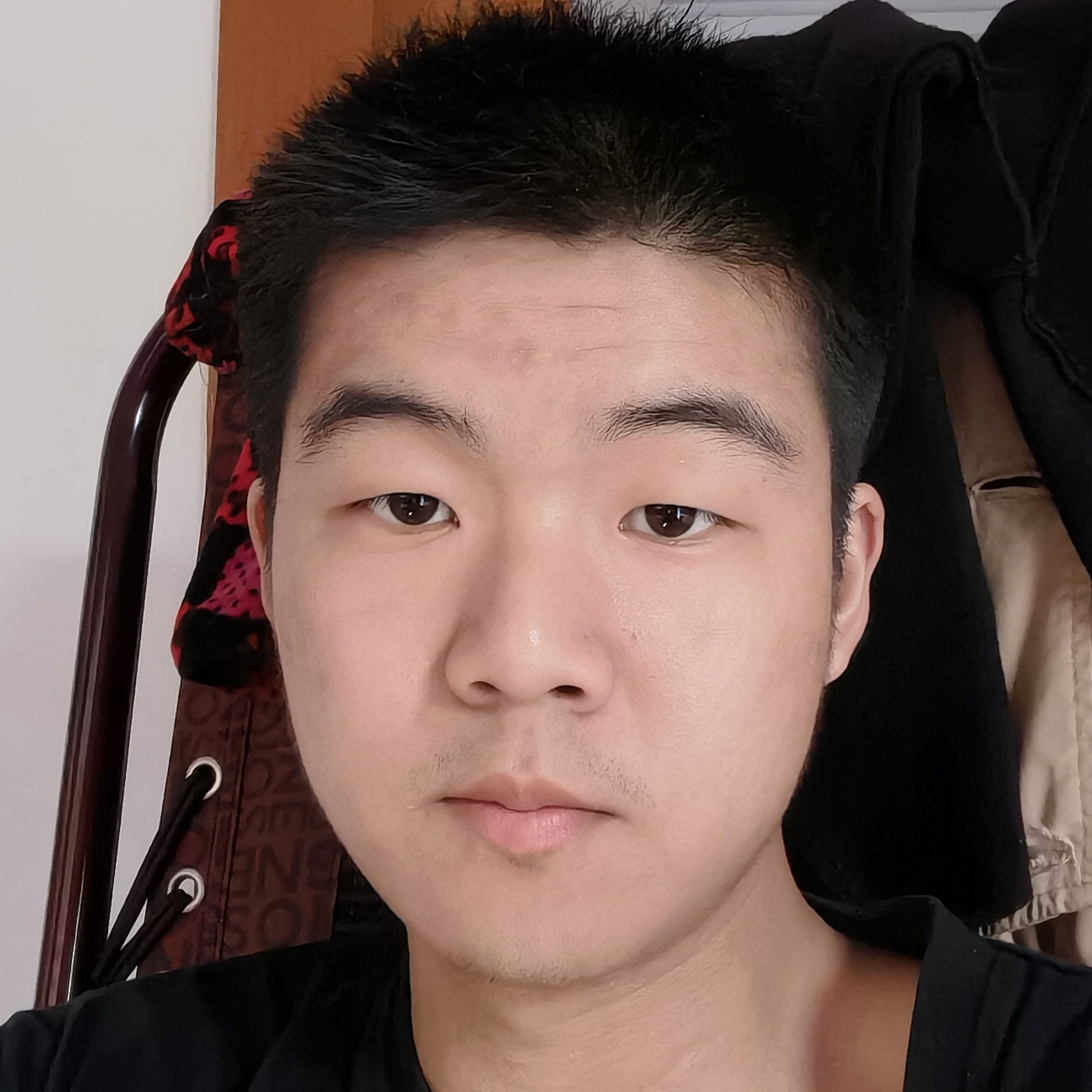 背后等于方盒的照片