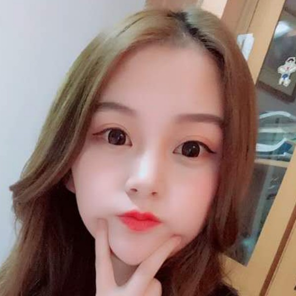 娜娜呦的照片