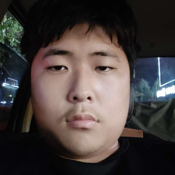 导师向孤單的照片