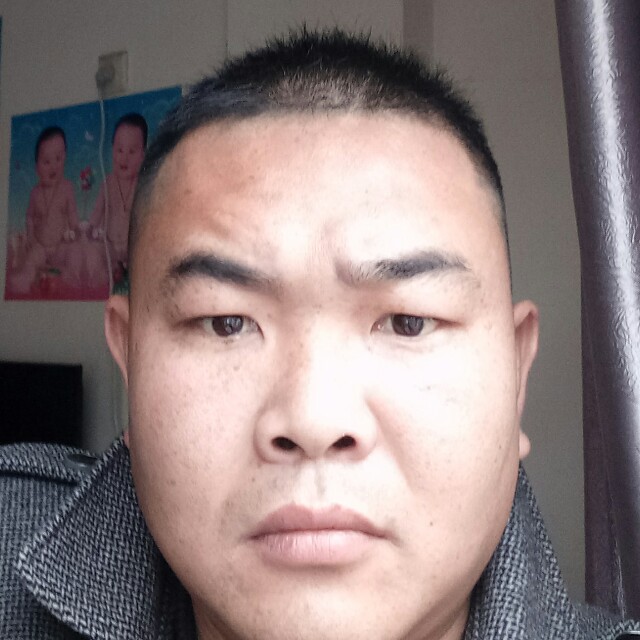 黄晓亮的照片