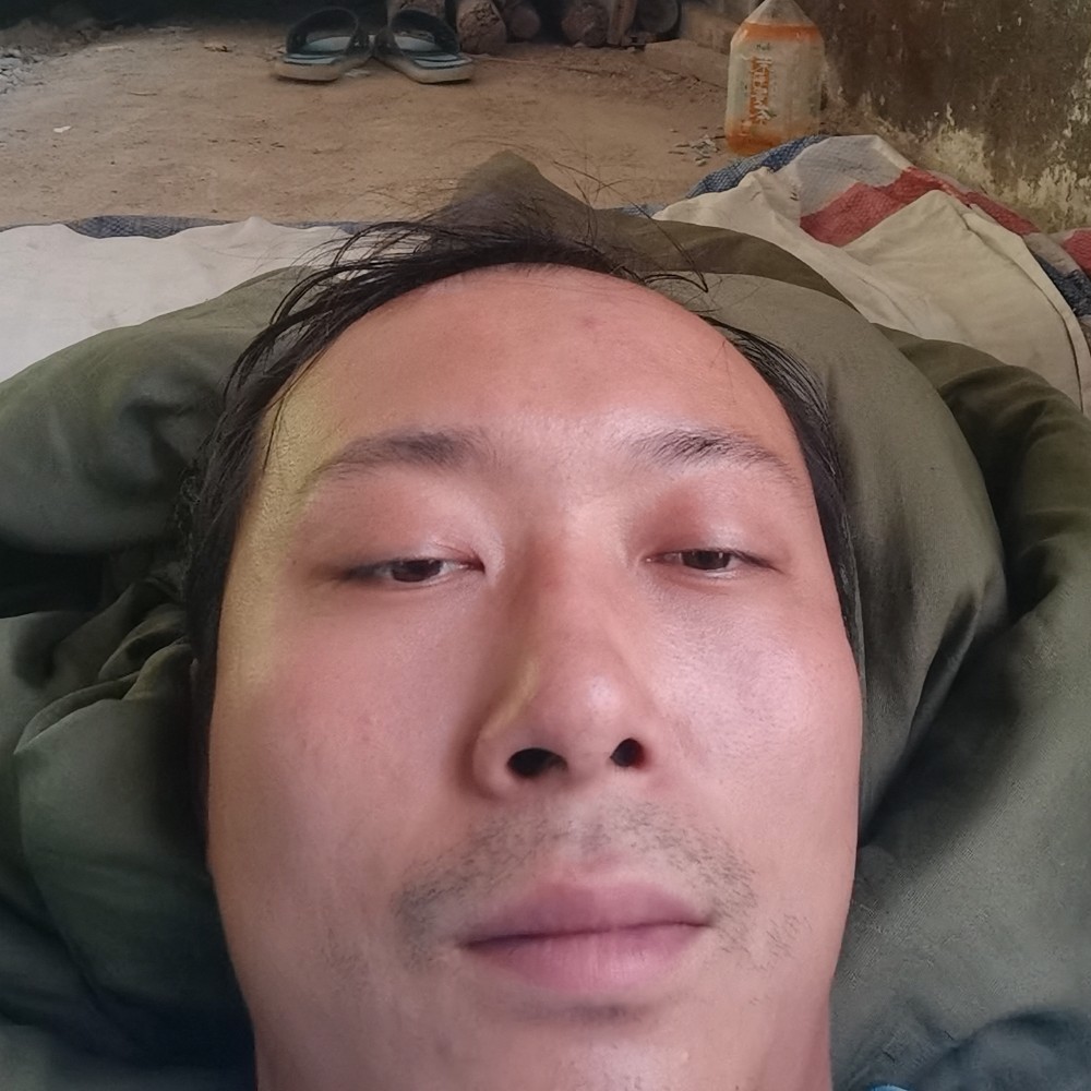 w随风飘动的照片