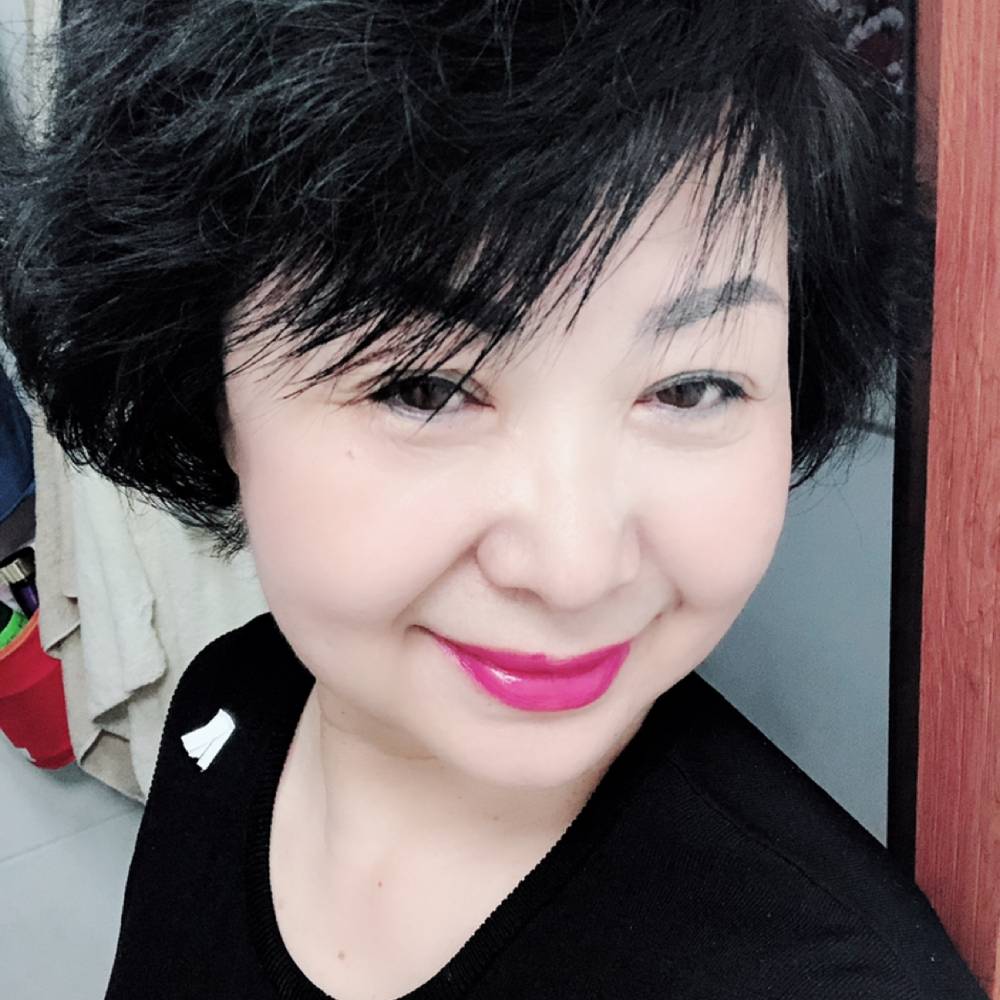 细腻凝眸惊鸿的照片