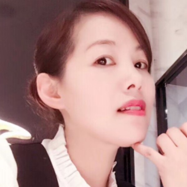纯情的柚子的照片