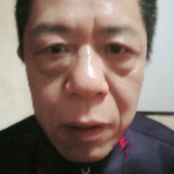 大门和俊逸的照片