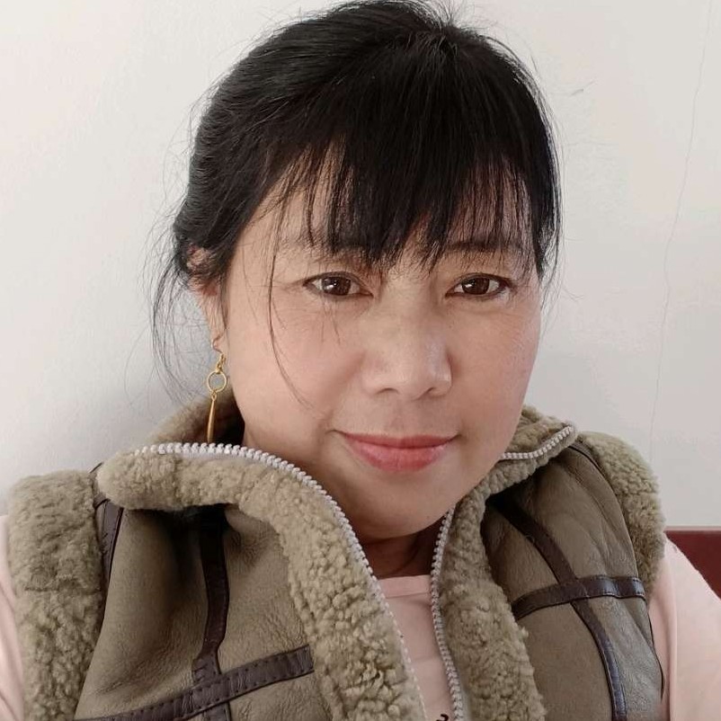 鸿云煜的照片