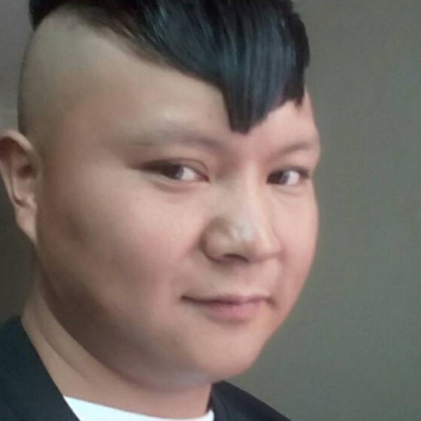 标致书包的照片