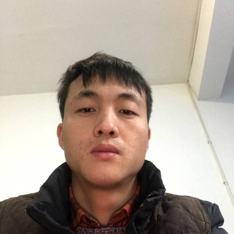 欣慰爱恋碧影的照片