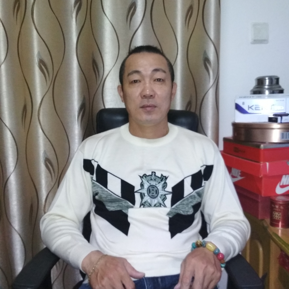 缥缈薯片的照片