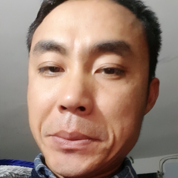 亲嘴大王的照片