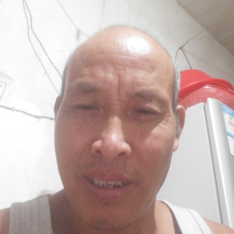 黄坤友的照片