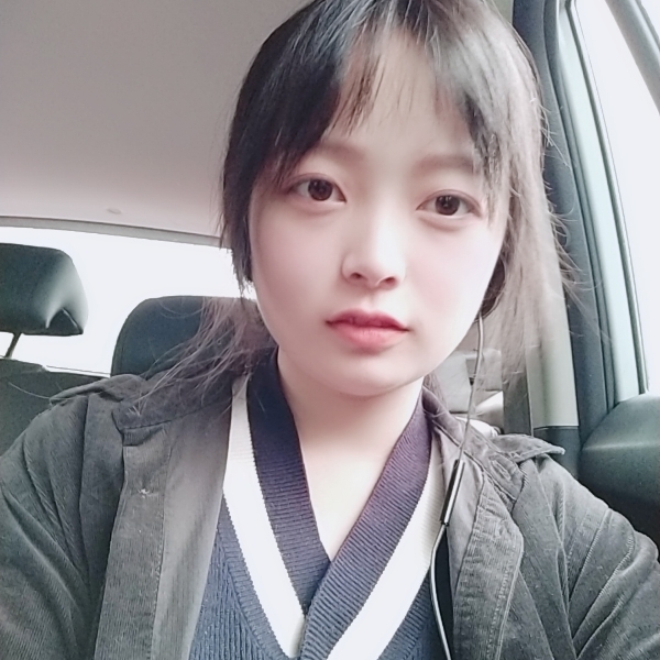 biu~*的照片