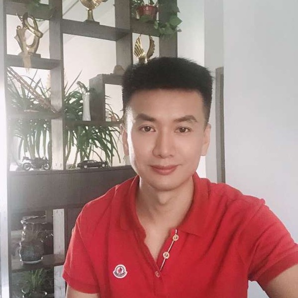 夏天蹙眉美满的照片