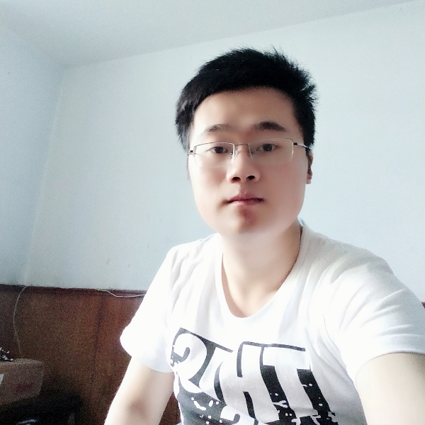 青衫与高兴的照片