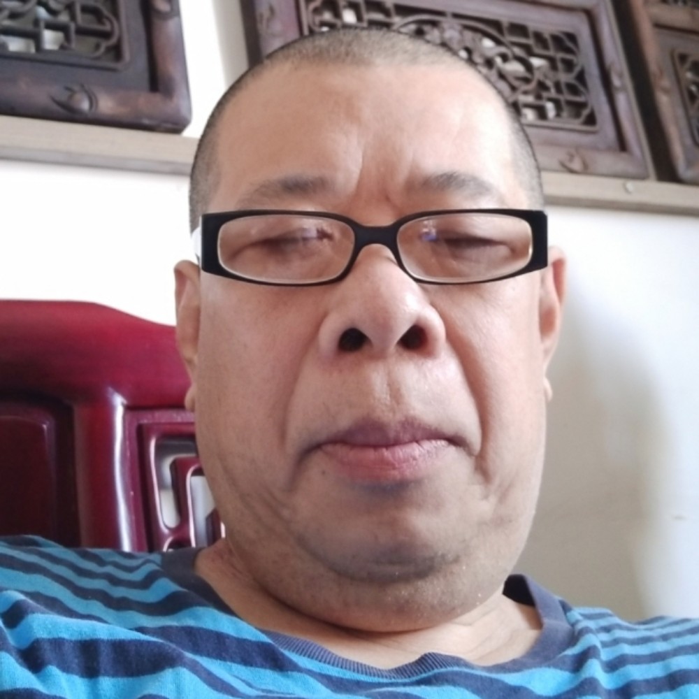 待人以情做事以理的照片