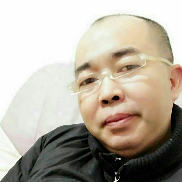 无奈人的照片