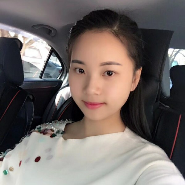向茜的照片