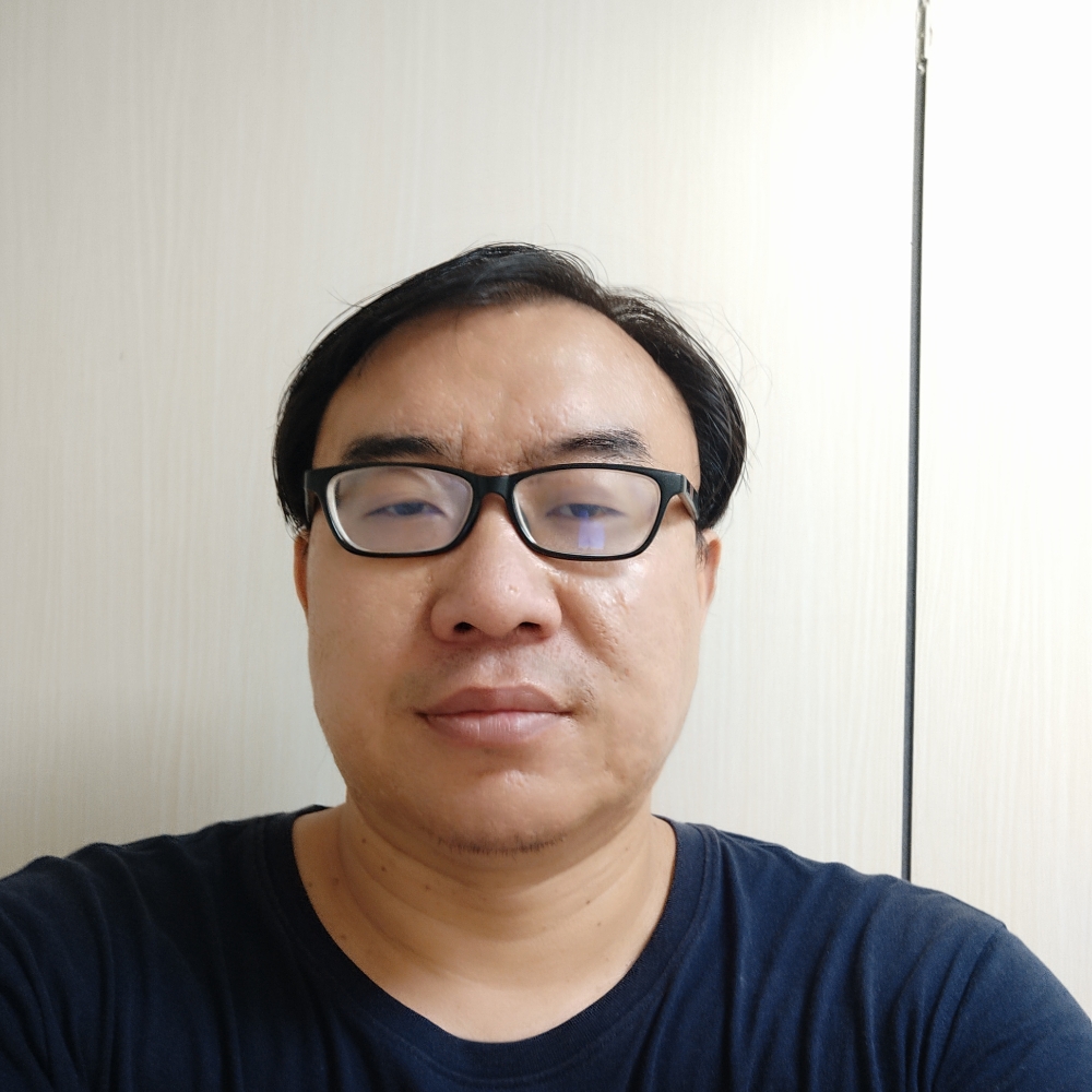 高山寡人的照片