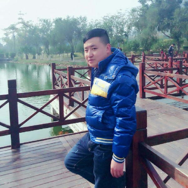 不舍离去的照片
