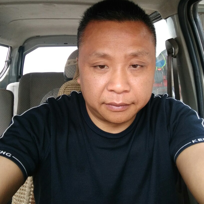 标致用青衣的照片
